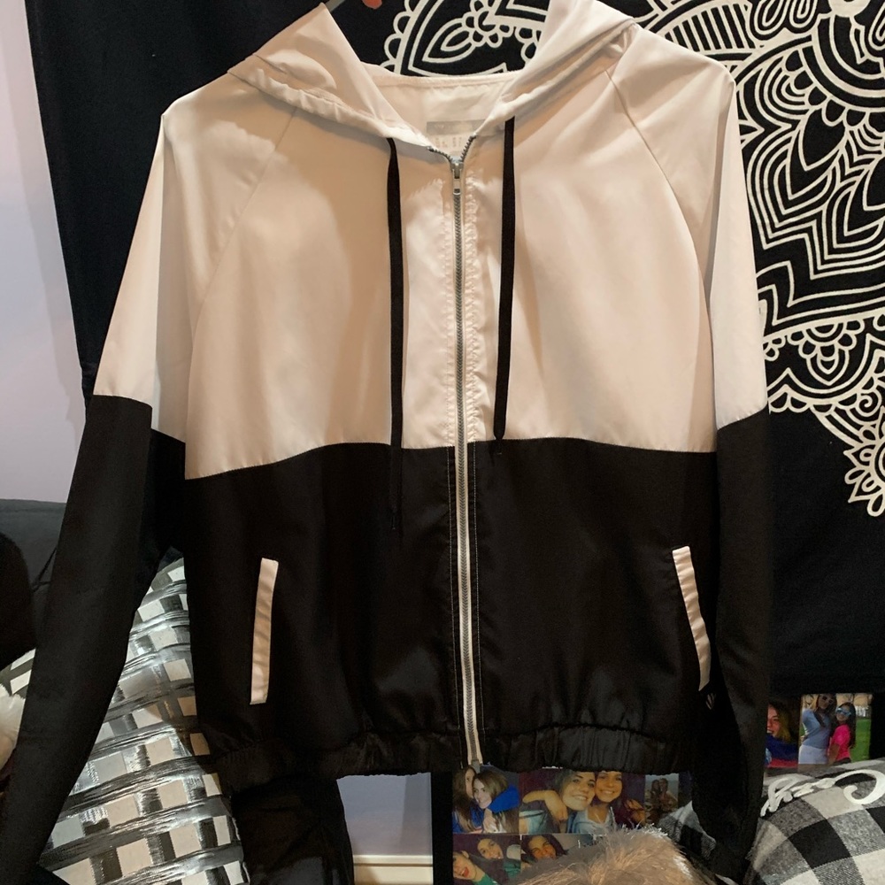 Black and white wind breaker